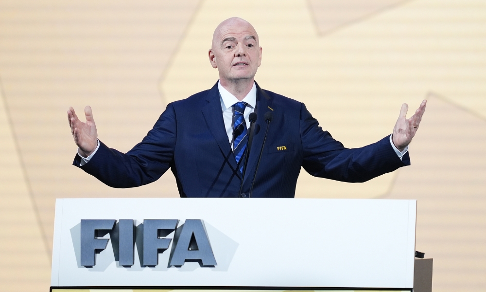 英超第16輪利物浦1-0阿斯頓維拉 薩拉赫點射破門.